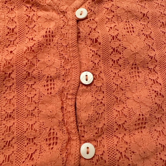 Roxy Cropped Blouse - Picture 2 of 5